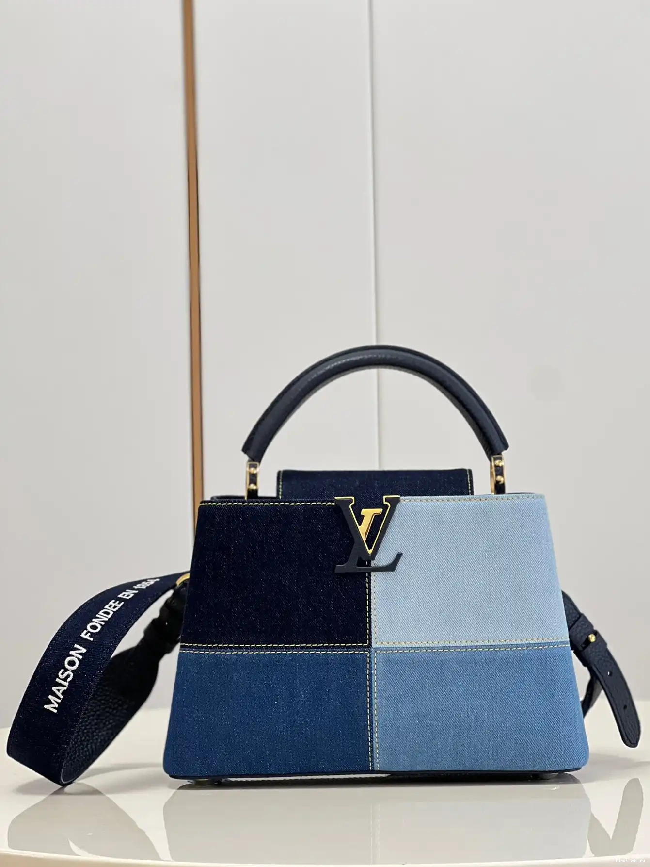 First bag ru BB VUITTON LOUIS CAPUCINES 0629